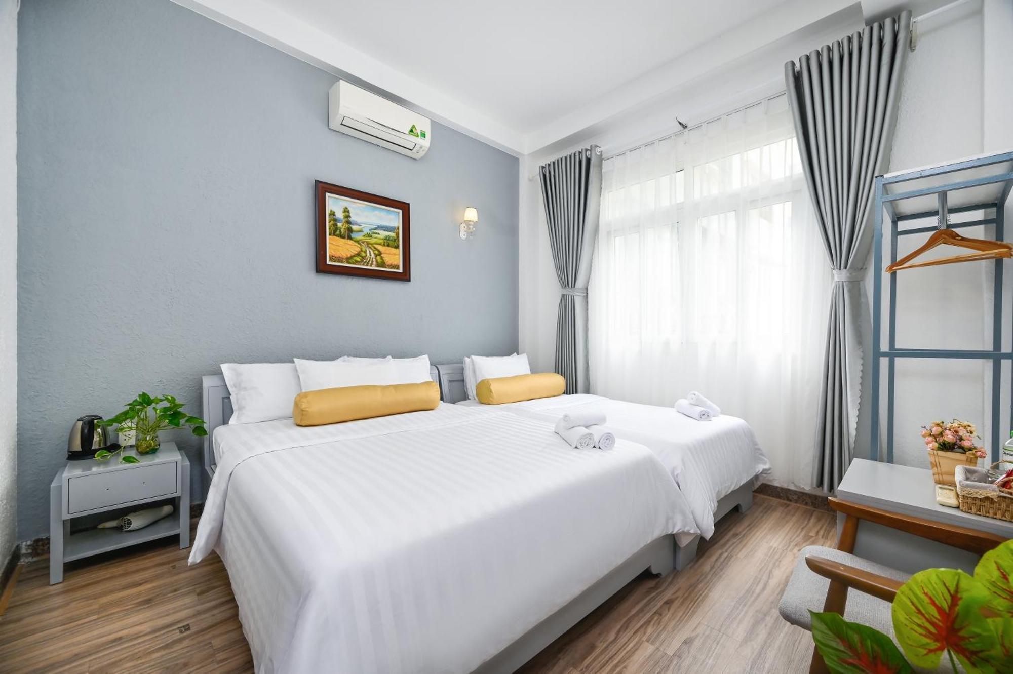 Amory Saigon Center Khách sạn 3*